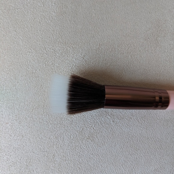 Bundle of Luxie Makeup Brushes - EUC - Picture 4 of 8